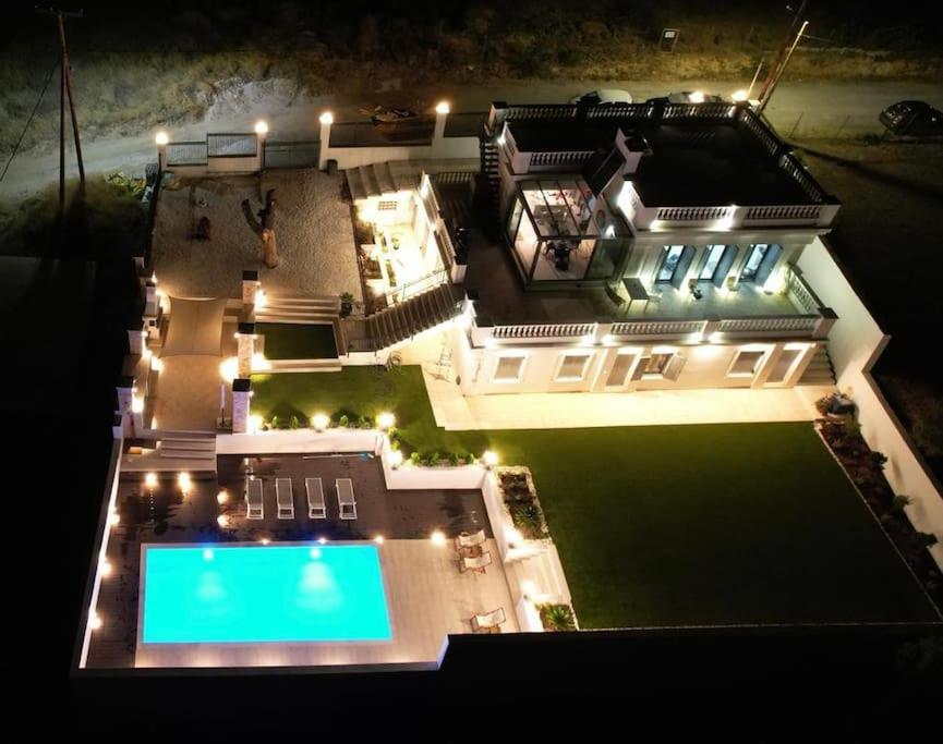 The White House Beach Villa ラフィーナ エクステリア 写真